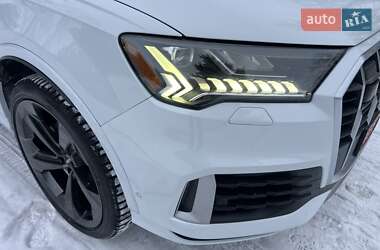Позашляховик / Кросовер Audi Q7 2020 в Сумах