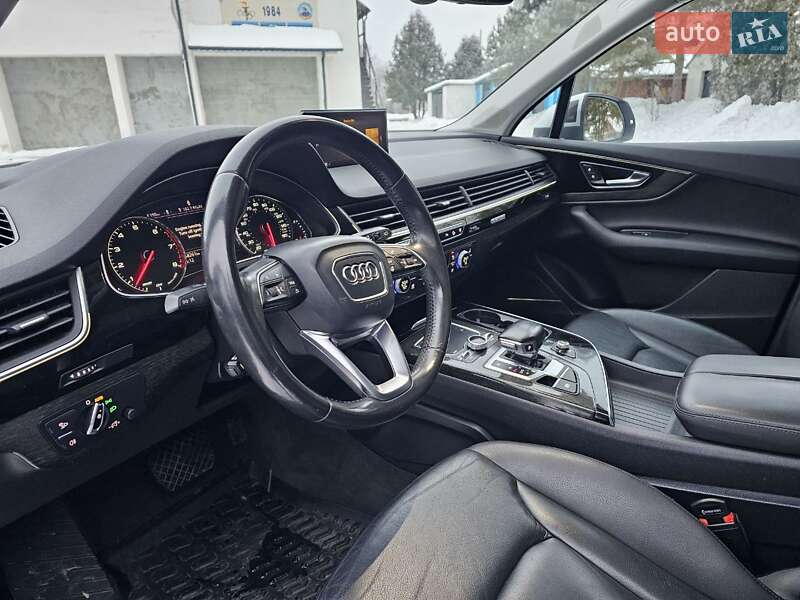 Внедорожник / Кроссовер Audi Q7 2015 в Ковеле