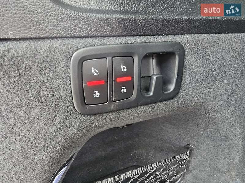 Внедорожник / Кроссовер Audi Q7 2015 в Ковеле