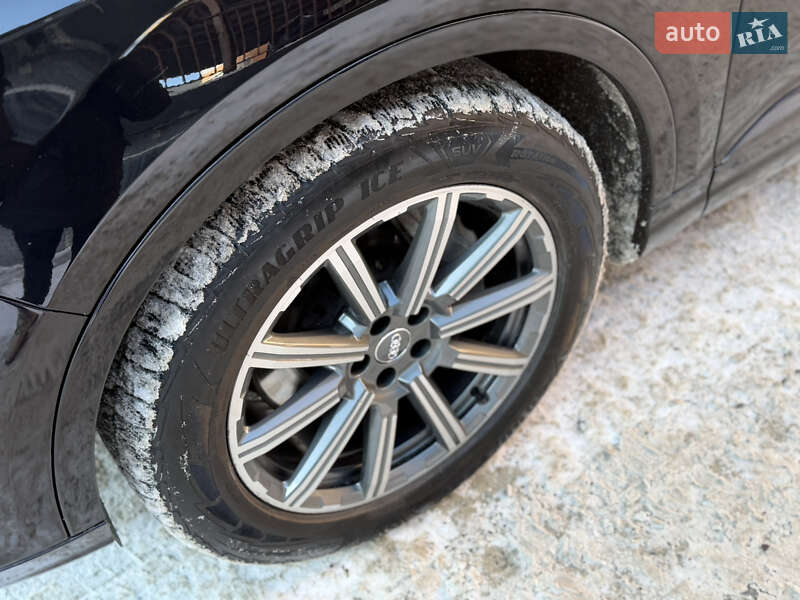 Позашляховик / Кросовер Audi Q7 2017 в Білій Церкві