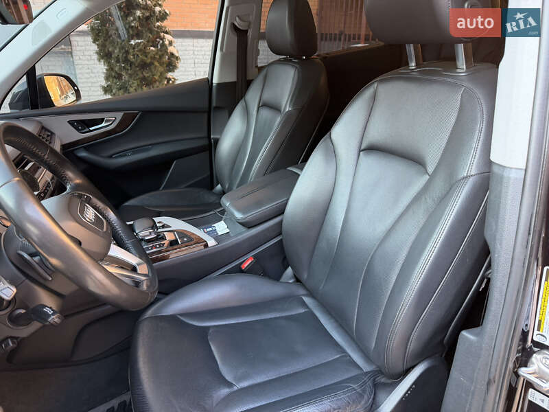Позашляховик / Кросовер Audi Q7 2017 в Білій Церкві
