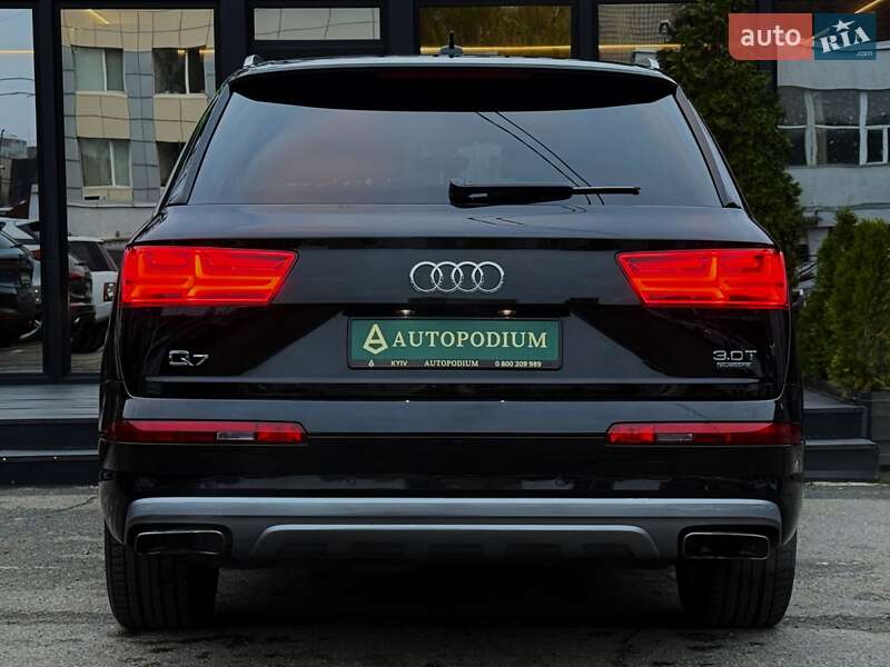 Позашляховик / Кросовер Audi Q7 2018 в Києві