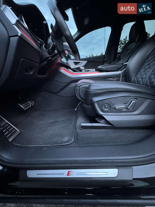 Внедорожник / Кроссовер Audi Q7 2020 в Киеве