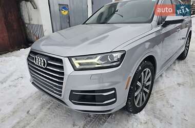 Позашляховик / Кросовер Audi Q7 2019 в Стрию
