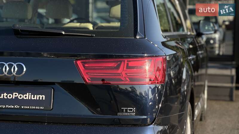 Позашляховик / Кросовер Audi Q7 2016 в Києві фото 40 Позашляховик / Кросовер Audi Q7 2016 в Києві