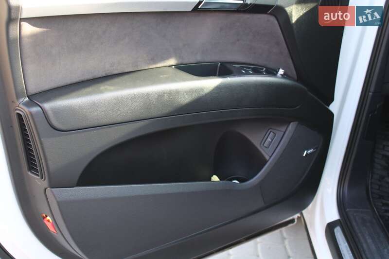 Позашляховик / Кросовер Audi Q7 2011 в Івано-Франківську