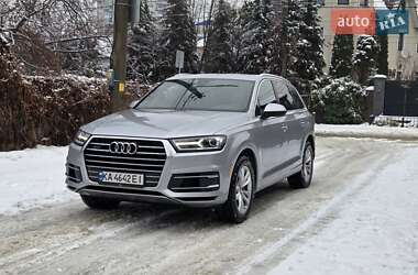 Внедорожник / Кроссовер Audi Q7 2017 в Киеве