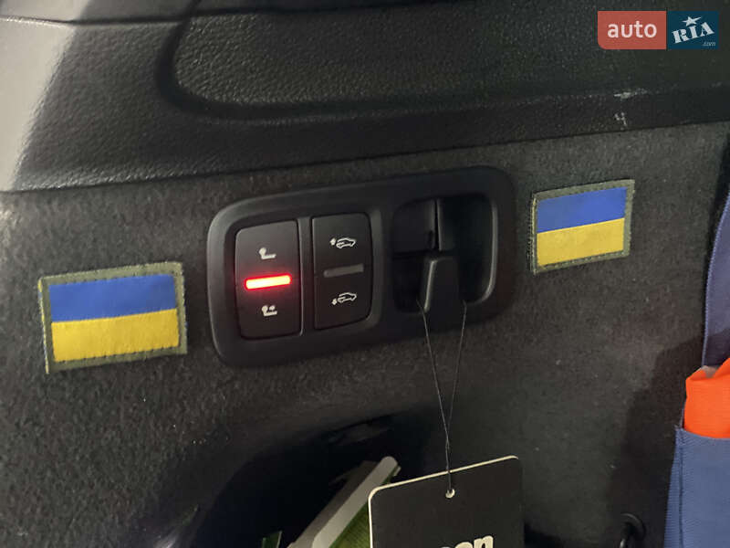 Внедорожник / Кроссовер Audi Q7 2015 в Киеве фото 20 Внедорожник / Кроссовер Audi Q7 2015 в Киеве