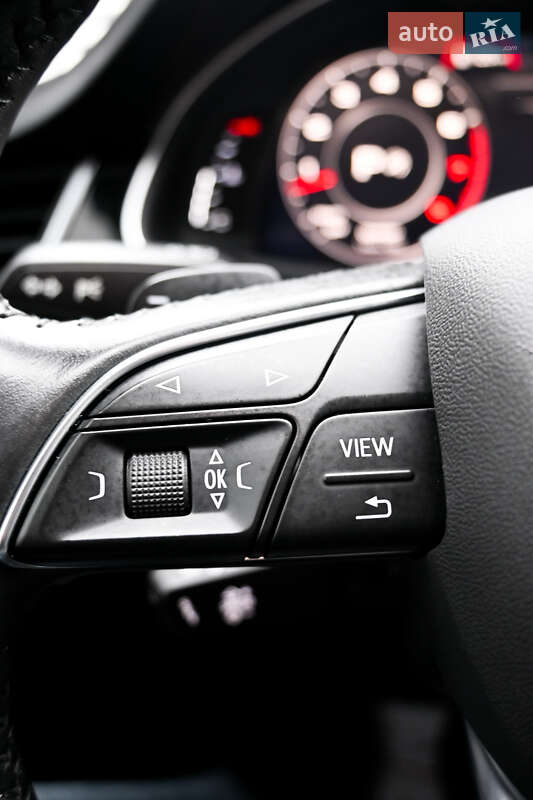 Внедорожник / Кроссовер Audi Q7 2017 в Луцке