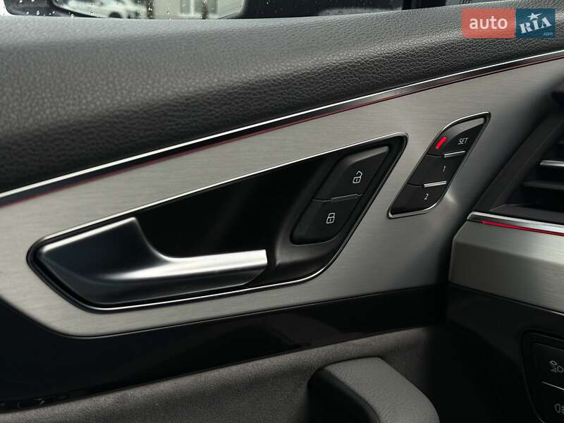 Позашляховик / Кросовер Audi Q7 2016 в Луцьку фото 38 Позашляховик / Кросовер Audi Q7 2016 в Луцьку