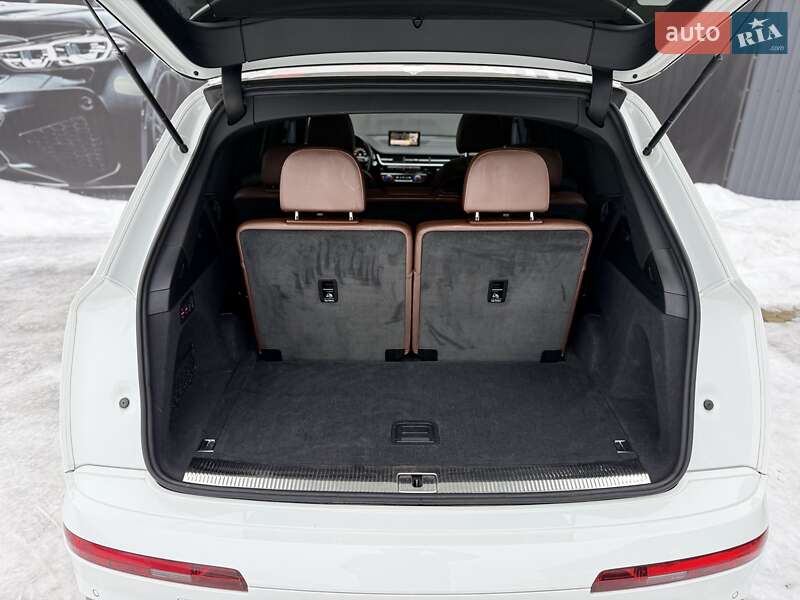 Внедорожник / Кроссовер Audi Q7 2017 в Львове фото 21 Внедорожник / Кроссовер Audi Q7 2017 в Львове