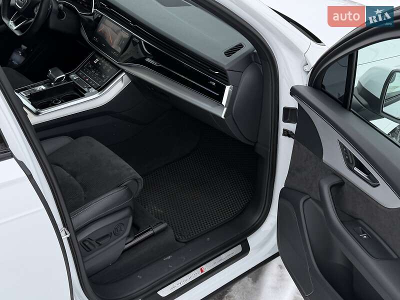 Позашляховик / Кросовер Audi Q7 2020 в Хмельницькому