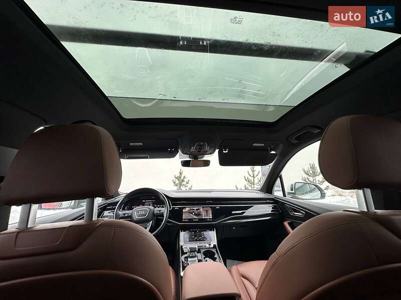 Позашляховик / Кросовер Audi Q7 2021 в Луцьку