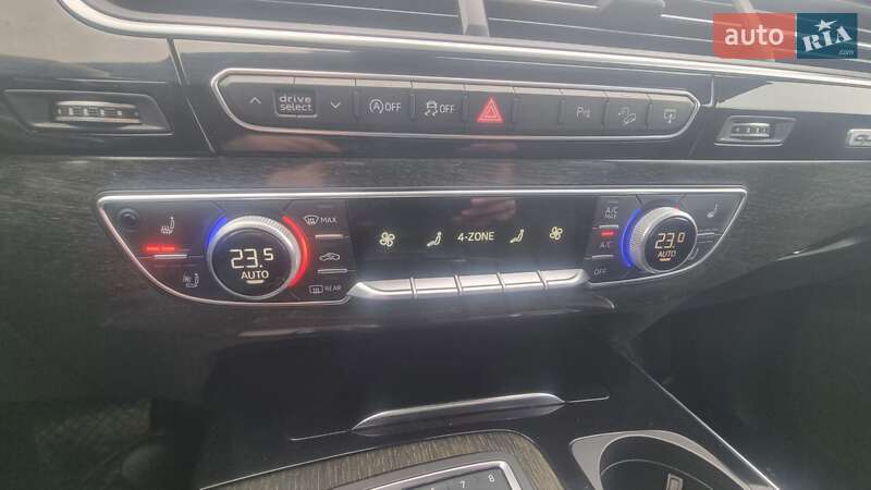 Позашляховик / Кросовер Audi Q7 2017 в Тернополі