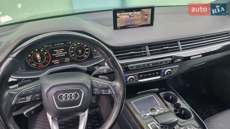 Позашляховик / Кросовер Audi Q7 2017 в Тернополі