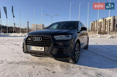 Внедорожник / Кроссовер Audi Q7 2016 в Киеве