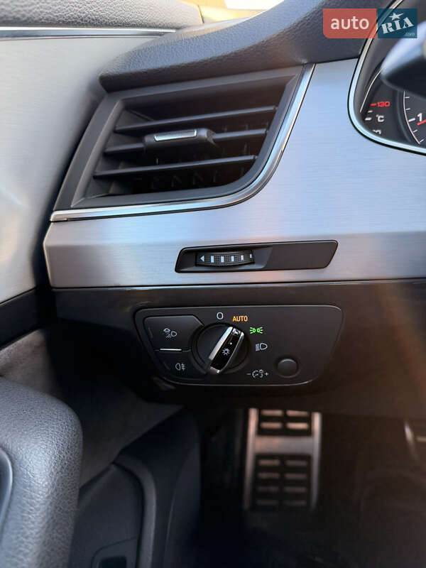 Позашляховик / Кросовер Audi Q7 2016 в Києві