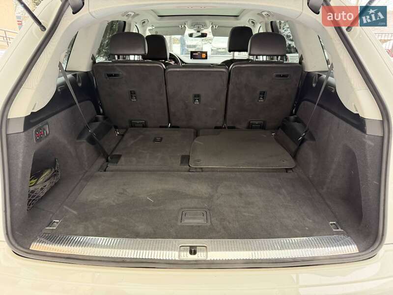 Внедорожник / Кроссовер Audi Q7 2019 в Виннице