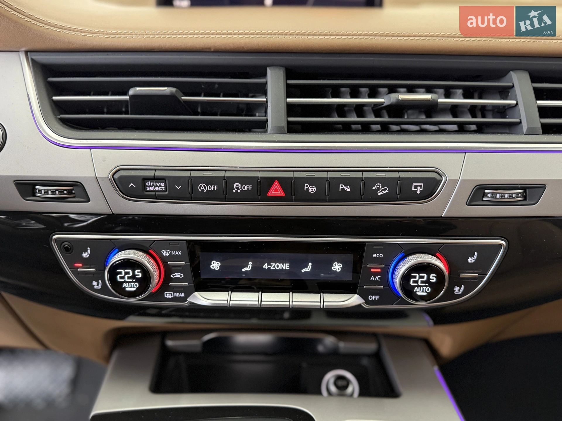 2016 Audi Q7 - мініатюра 30