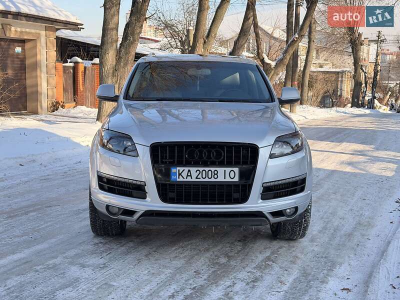 Внедорожник / Кроссовер Audi Q7 2014 в Киеве