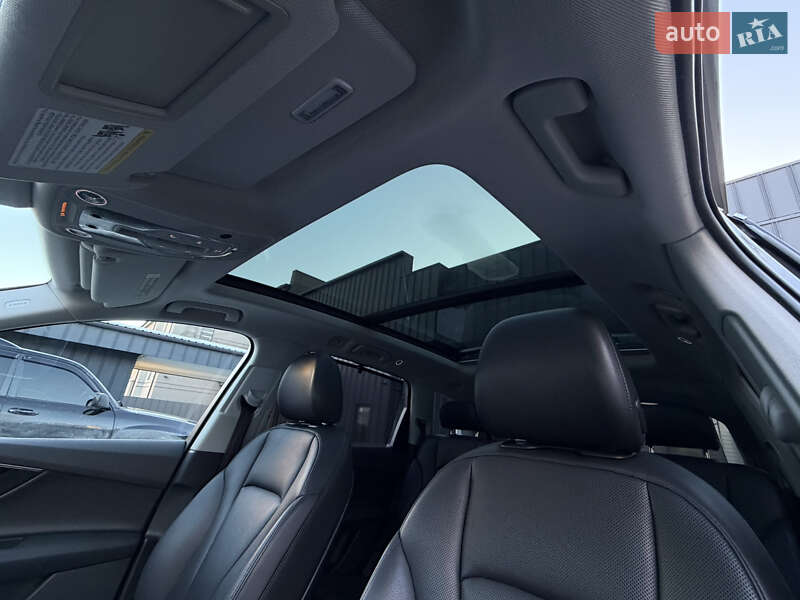 Внедорожник / Кроссовер Audi Q7 2015 в Ровно