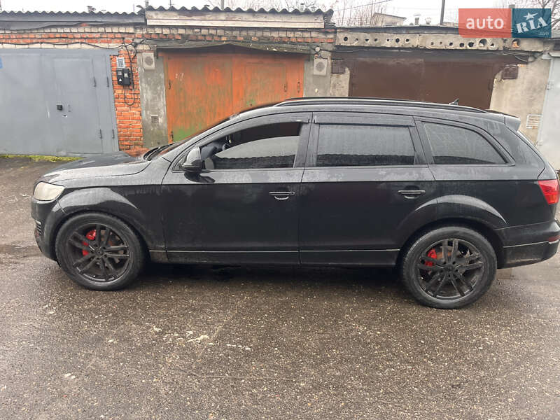 Позашляховик / Кросовер Audi Q7 2009 в Миколаєві