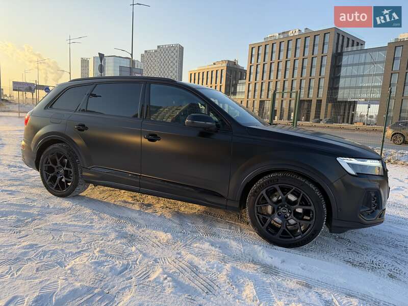 Внедорожник / Кроссовер Audi Q7 2025 в Киеве