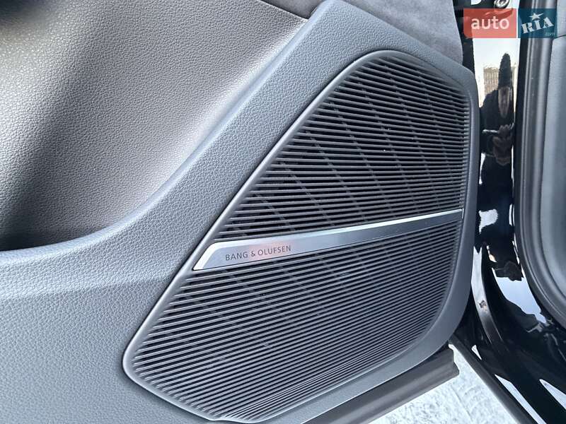 Внедорожник / Кроссовер Audi Q7 2025 в Киеве