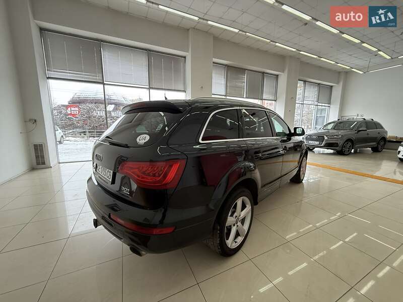Внедорожник / Кроссовер Audi Q7 2013 в Черновцах