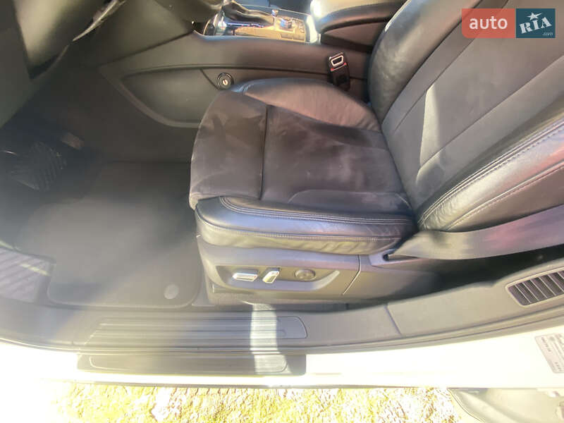 Позашляховик / Кросовер Audi Q7 2015 в Мукачевому