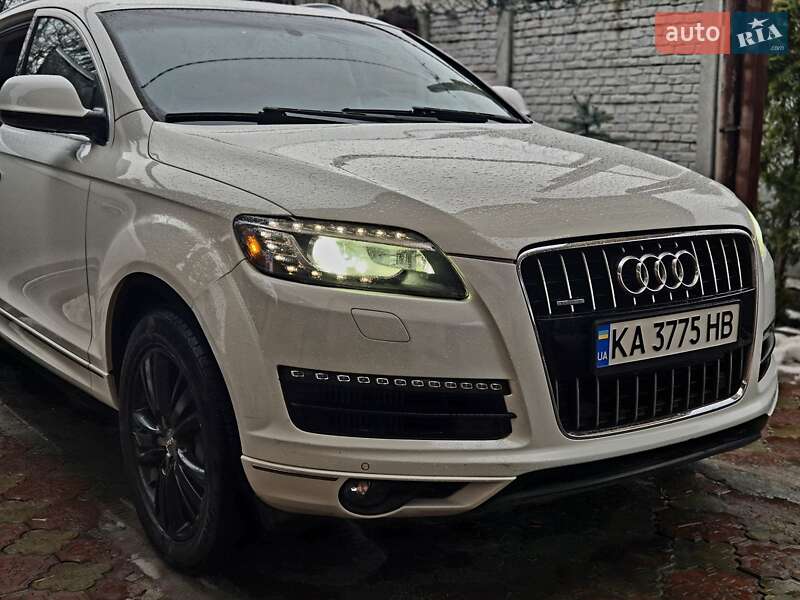 Внедорожник / Кроссовер Audi Q7 2010 в Запорожье