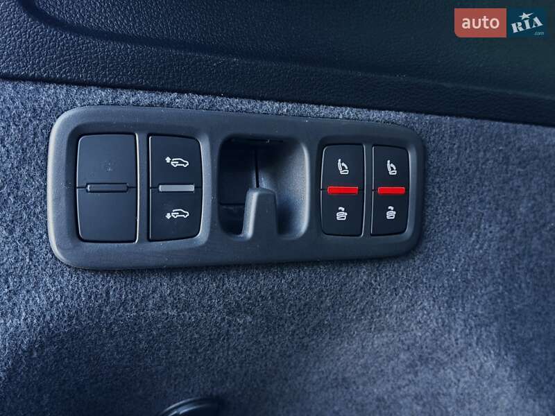 Внедорожник / Кроссовер Audi Q7 2018 в Киеве