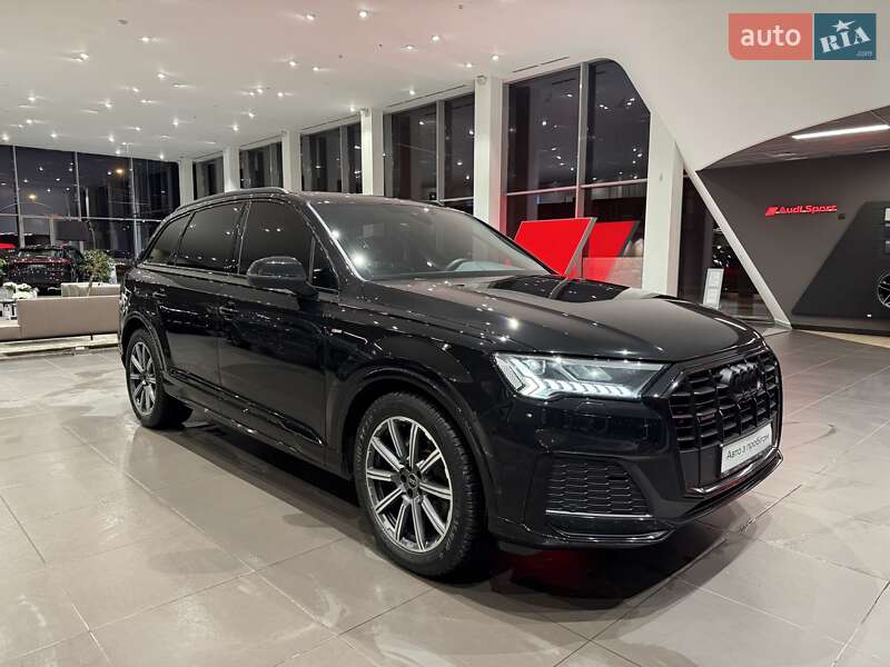 Внедорожник / Кроссовер Audi Q7 2023 в Одессе