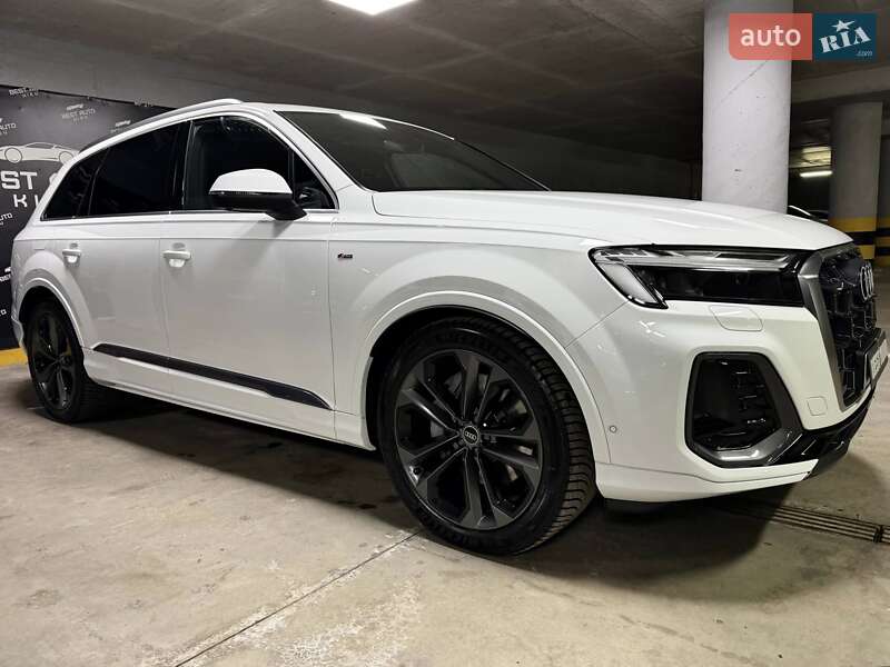 Позашляховик / Кросовер Audi Q7 2025 в Києві