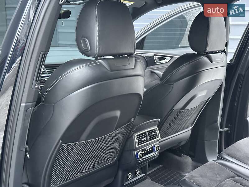 Внедорожник / Кроссовер Audi Q7 2017 в Киеве