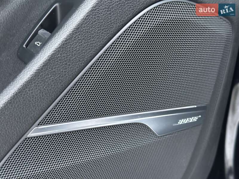 Внедорожник / Кроссовер Audi Q7 2017 в Киеве