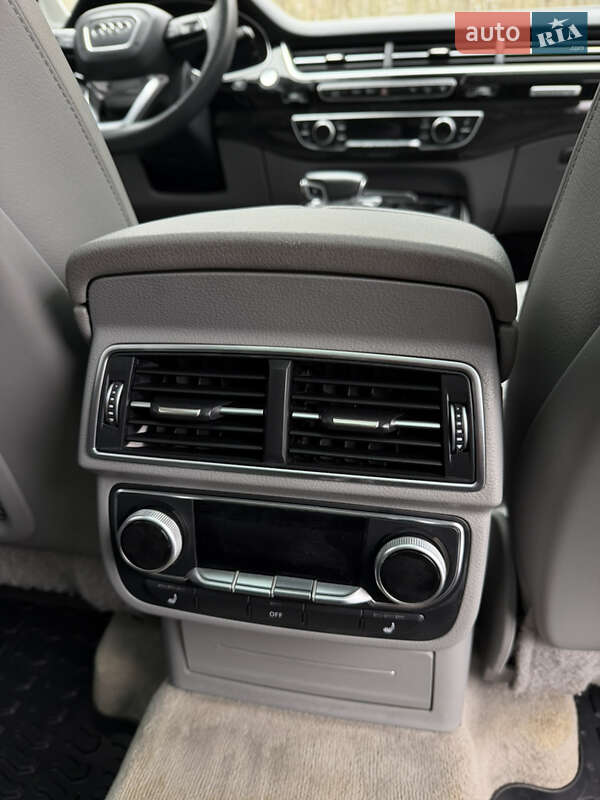 Внедорожник / Кроссовер Audi Q7 2016 в Виннице