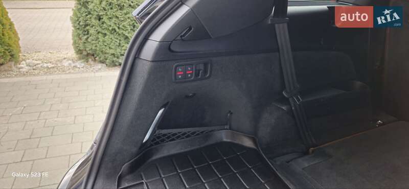 Позашляховик / Кросовер Audi Q7 2017 в Ужгороді