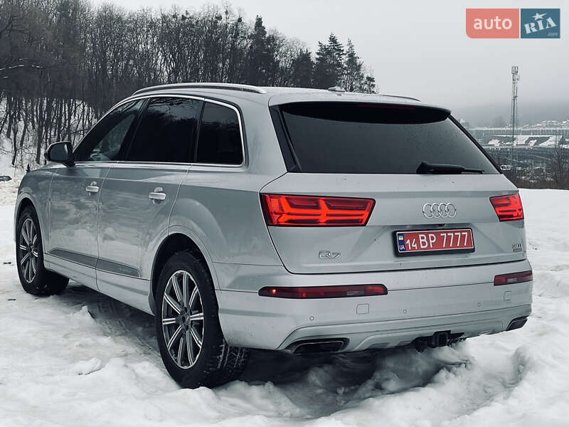 Внедорожник / Кроссовер Audi Q7 2016 в Львове