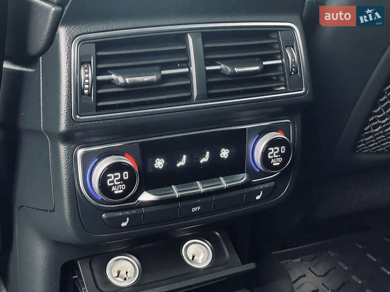 Внедорожник / Кроссовер Audi Q7 2016 в Львове