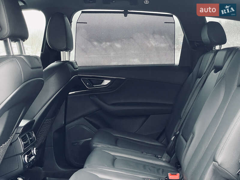 Внедорожник / Кроссовер Audi Q7 2016 в Львове