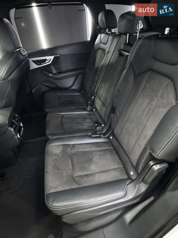 Внедорожник / Кроссовер Audi Q7 2019 в Львове