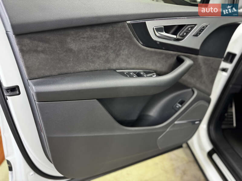 Внедорожник / Кроссовер Audi Q7 2019 в Львове