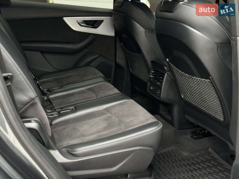 Внедорожник / Кроссовер Audi Q7 2021 в Ивано-Франковске