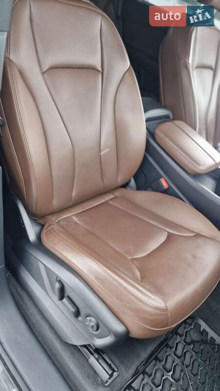 Внедорожник / Кроссовер Audi Q7 2018 в Луцке