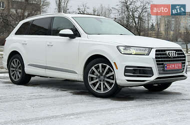 Внедорожник / Кроссовер Audi Q7 2017 в Каменском