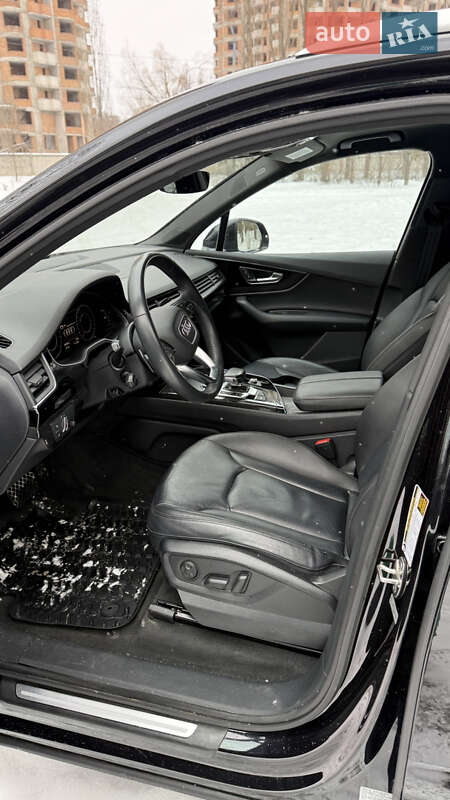 Внедорожник / Кроссовер Audi Q7 2018 в Киеве
