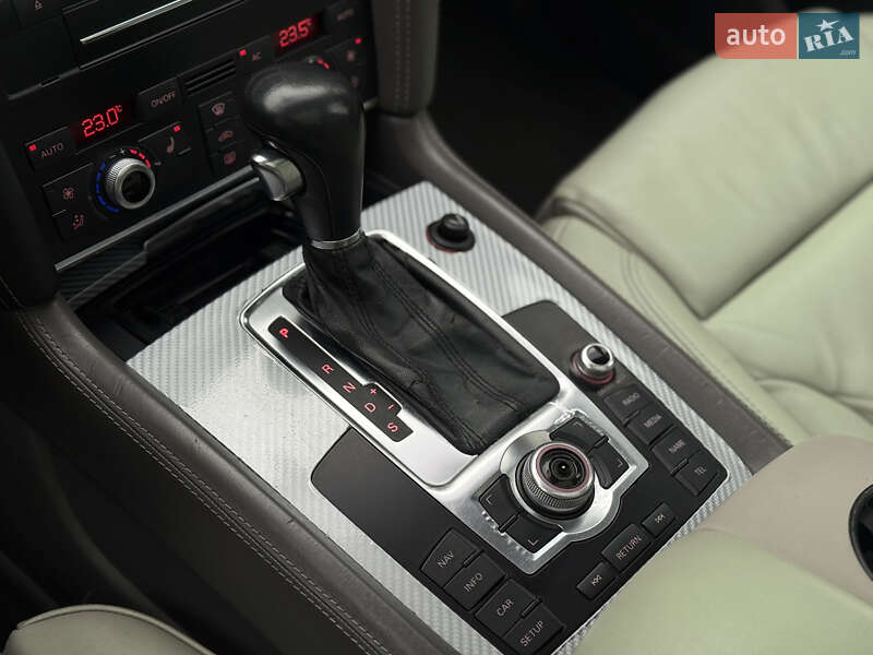 Внедорожник / Кроссовер Audi Q7 2009 в Тернополе