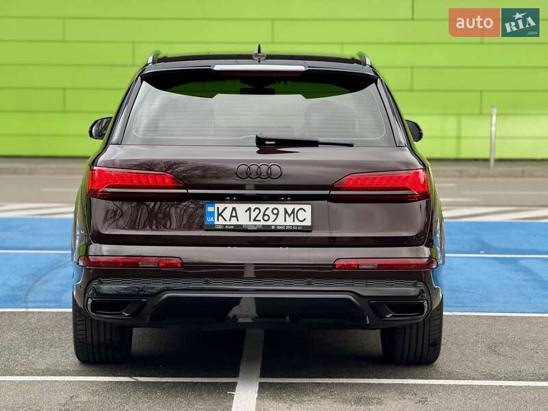 Позашляховик / Кросовер Audi Q7 2022 в Києві фото 19 Позашляховик / Кросовер Audi Q7 2022 в Києві