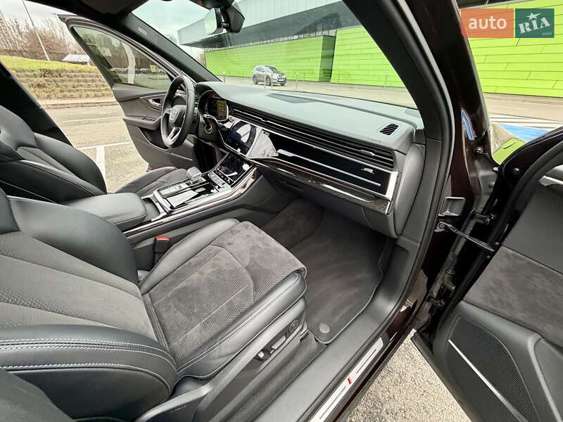 Позашляховик / Кросовер Audi Q7 2022 в Києві фото 45 Позашляховик / Кросовер Audi Q7 2022 в Києві